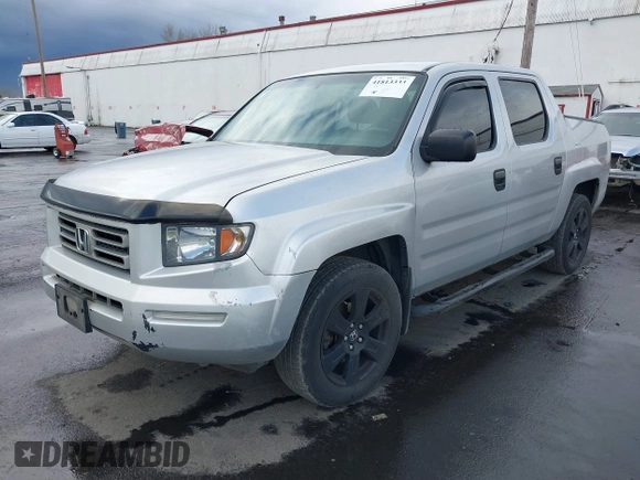 2008 Honda Ridgeline RT with VIN 2HJYK16228H517329, listed as a IAAI auction lot 41813333 with 139,828 mi miles. Bid and sale history available at carsss.com. Image 17.
