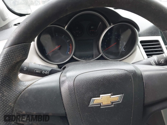 2014 Chevrolet Cruze LS with VIN 1G1PA5SH0E7214442, listed as a IAAI auction lot 42237883 with Not provided miles and . Bid and sale history available at DreamBid. Image 7.
