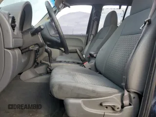 2005 Jeep Liberty Sport with VIN 1J4GL48K25W500470, listed as a Copart auction lot 85486204 with 0 mi miles and Salvage Title. Bid and sale history available at carsss.com. Image 7.
