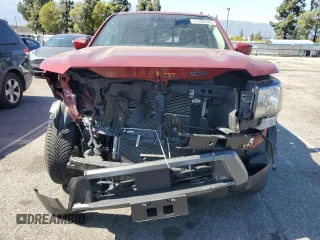 2022 Nissan Frontier SV с VIN 1N6ED1FJ9NN637623, выставлен на аукционе Copart как лот 57306685 с пробегом 23 446 миль миль и Списание • Salvage title. История ставок и продаж доступна на DreamBid. Изображение 5.