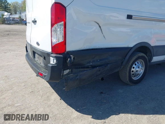 2022 Ford Transit Cargo with VIN 1FTBW3X80NKA69156, listed as a IAAI auction lot 42059236 with 100,096 mi miles and . Bid and sale history available at DreamBid. Image 6.