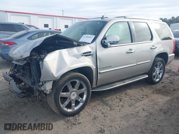 2008 Cadillac Escalade with VIN 1GYFK63848R236600, listed as a IAAI auction lot 41708402 with 193,214 mi miles. Bid and sale history available at carsss.com. Image 18.