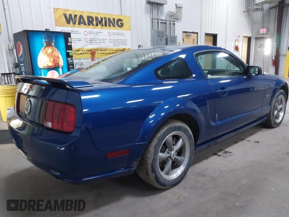 2006 Ford Mustang GT Deluxe with VIN 1ZVFT82H665185747, listed as a IAAI auction lot 42293060 with 157,093 mi miles and . Bid and sale history available at DreamBid. Image 4.