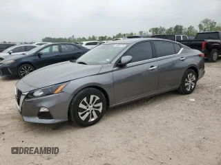 2022 Nissan Altima S z VIN 1N4BL4BV2NN301093, wystawiony jako Copart lot #50656775 z przebiegiem 68 266 mil mil oraz Czysty tytuł • Clean title. Historia ofert i sprzedaży dostępna na DreamBid. Obrazek 1.
