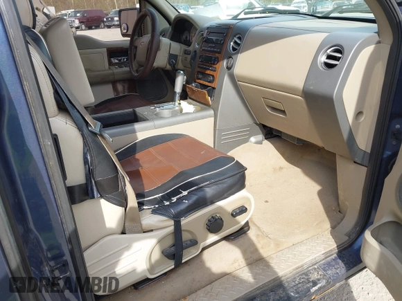 2004 Ford F-150 XLT with VIN 1FTPX14534NC28685, listed as a IAAI auction lot 42117324 with 171,627 mi miles and . Bid and sale history available at DreamBid. Image 5.