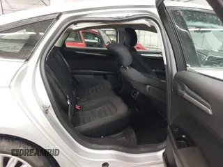 2016 Ford Fusion SE Hybrid z VIN 3FA6P0LU1GR304166, wystawiony jako IAAI lot #41932720 z przebiegiem 68 058 mil mil oraz . Historia ofert i sprzedaży dostępna na DreamBid. Obrazek 8.