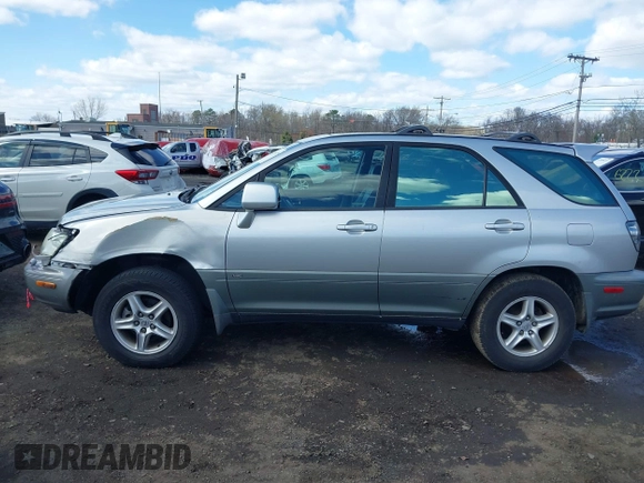 2001 Lexus RX 300 with VIN JTJHF10U010226631, listed as a IAAI auction lot 41952752 with 64,405 mi miles. Bid and sale history available at carsss.com. Image 12.