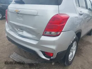 2017 Chevrolet Trax LT with VIN KL7CJLSB5HB220984, listed as a IAAI auction lot 42139289 with 149,104 mi miles and . Bid and sale history available at carsss.com. Image 6.