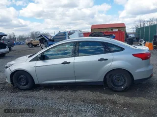 2016 Ford Focus S with VIN 1FADP3E2XGL311099, listed as a IAAI auction lot 41855282 with 196,444 mi miles. Bid and sale history available at carsss.com. Image 15.