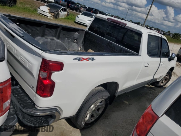 2021 Chevrolet Silverado 1500 LT with VIN 3GCUYDETXMG288020, listed as a Copart auction lot 74226564 with 79,173 mi miles and Non Repairable. Bid and sale history available at carsss.com. Image 3.