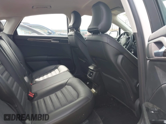 2016 Ford Fusion SE with VIN 3FA6P0T99GR268237, listed as a IAAI auction lot 41951459 with 117,309 mi miles. Bid and sale history available at carsss.com. Image 8.
