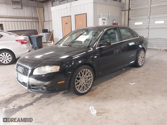 2008 Audi A4 2.0T with VIN WAUDF78E98A042940, listed as a IAAI auction lot 41400424 with 151,554 mi miles. Bid and sale history available at carsss.com. Image 2.