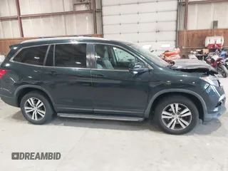 2016 Honda Pilot EX-L with VIN 5FNYF6H58GB045476, listed as a IAAI auction lot 42062966 with 102,290 mi miles. Bid and sale history available at carsss.com. Image 13.