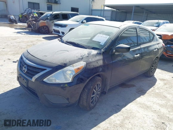 2015 Nissan Versa SV with VIN 3N1CN7AP5FL898189, listed as a IAAI auction lot 41797118 with 206,357 mi miles. Bid and sale history available at carsss.com. Image 2.