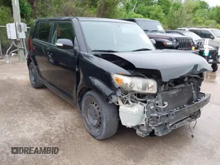 2010 Scion xB with VIN JTLZE4FE1A1098779, listed as a IAAI auction lot 41969494 with 190,386 mi miles. Bid and sale history available at carsss.com. Image 1.