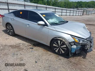 2019 Nissan Altima 2.5 SL with VIN 1N4BL4EV8KC213510, listed as a IAAI auction lot 39266155 with 1 mi miles. Bid and sale history available at carsss.com. Image 1.