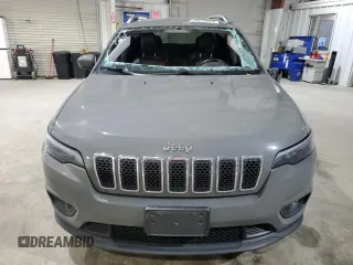 2019 Jeep Cherokee Latitude Plus with VIN 1C4PJMLB2KD368904, listed as a Copart auction lot 56776975 with 90,861 mi miles and Salvage title. Bid and sale history available at DreamBid. Image 5.