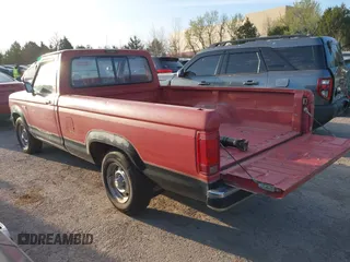 1989 Ford Ranger XLT with VIN 1FTCR10A6KUC37010, listed as a IAAI auction lot 41892634 with 52,902 mi miles. Bid and sale history available at carsss.com. Image 3.