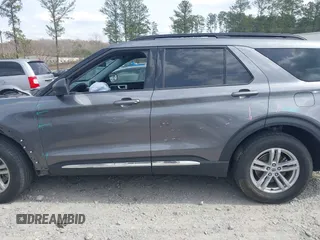 2022 Ford Explorer XLT with VIN 1FMSK8DH9NGA23286, listed as a IAAI auction lot 41769916 with 51,644 mi miles. Bid and sale history available at carsss.com. Image 14.