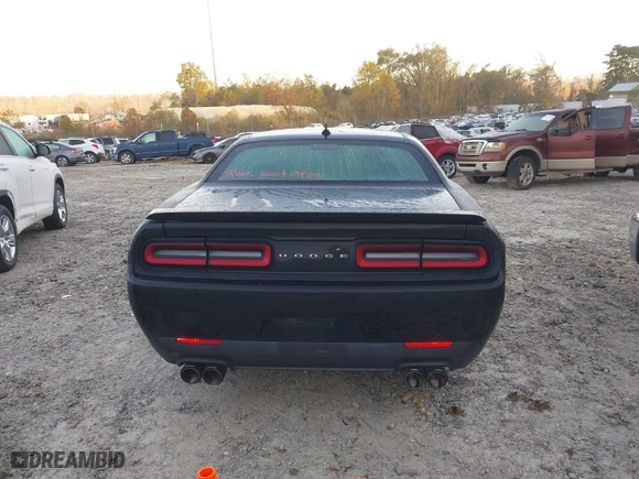 2017 Dodge Challenger R/T with VIN 2C3CDZBT9HH573634, listed as a IAAI auction lot 40476583 with NaN miles. Bid and sale history available at carsss.com. Image 17.