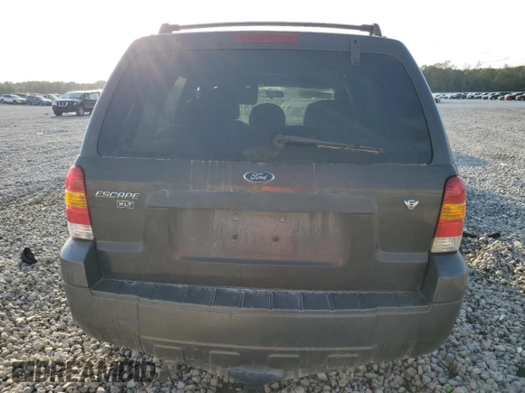 2006 Ford Escape XLT с VIN 1FMYU03186KB35165, выставлен на аукционе Copart как лот 71563254 с пробегом 206 450 миль миль и Чистый • Clean title. История ставок и продаж доступна на DreamBid. Изображение 6.