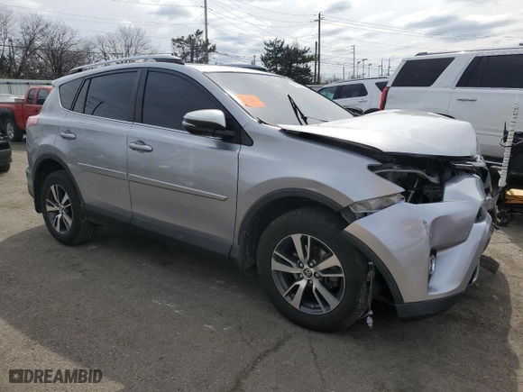 2018 Toyota RAV4 XLE with VIN JTMRFREV3JD251166, listed as a Copart auction lot 49893445 with 114,087 mi miles and Salvage Title. Bid and sale history available at carsss.com. Image 4.