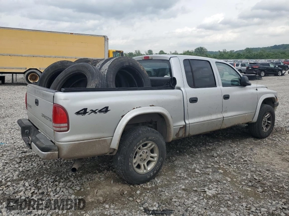 2004 Dodge Dakota Sport z VIN 1D7HG38K04S740136, wystawiony jako Copart lot #57356795 z przebiegiem 181 507 mil mil oraz Tytuł czysty. Historia ofert i sprzedaży dostępna na DreamBid. Obrazek 3.