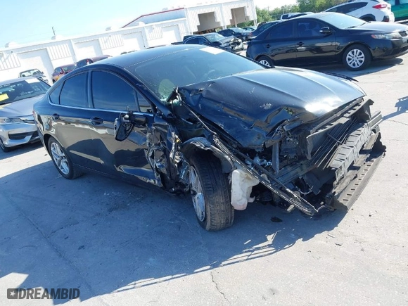 2014 Ford Fusion SE with VIN 3FA6P0H76ER204421, listed as a IAAI auction lot 41905561 with 190,604 mi miles. Bid and sale history available at carsss.com. Image 1.