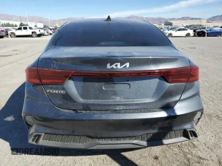 2022 Kia Forte LXS with VIN 3KPF24AD9NE436423, listed as a Copart auction lot 47824565 with 38,229 mi miles and Salvage Title. Bid and sale history available at carsss.com. Image 6.