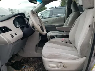 2011 Toyota Sienna LE AAS with VIN 5TDKK3DC1BS011047, listed as a Copart auction lot 52036385 with 162,785 mi miles and Non Repairable. Bid and sale history available at carsss.com. Image 7.