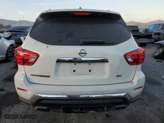 2017 Nissan Pathfinder SV with VIN 5N1DR2MNXHC686613, listed as a Copart auction lot 43831825 with 123,711 mi miles and Salvage Title. Bid and sale history available at carsss.com. Image 6.