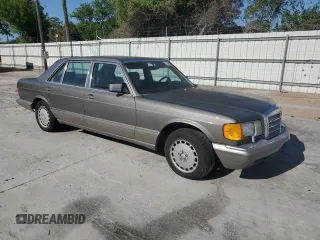 1986 Mercedes-Benz 420 Series 420SEL with VIN WDBCA35D4GA274036, listed as a Copart auction lot 52366565 with 119,277 mi miles and Clean Title. Bid and sale history available at carsss.com. Image 4.