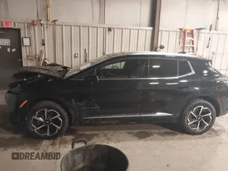 2024 Chevrolet Equinox EV LT z VIN 3GN7DLRR8RS296422, wystawiony jako IAAI lot #41770109 z przebiegiem 1702 mil mil oraz . Historia ofert i sprzedaży dostępna na DreamBid. Obrazek 15.