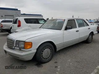1989 Mercedes-Benz 420 Series 420SEL with VIN WDBCA35D4KA435557, listed as a Copart auction lot 47271725 with 188,055 mi miles and Clean Title. Bid and sale history available at carsss.com. Image 1.