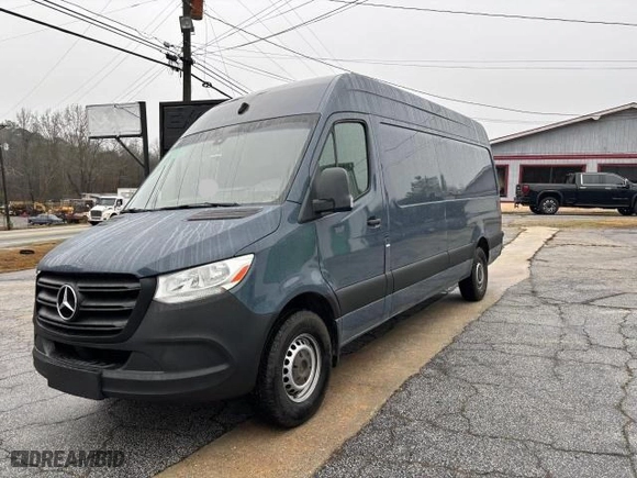 2019 Mercedes-Benz Sprinter Cargo Van with VIN WD4PF1CD6KP129832, listed as a Copart auction lot 46268675 with 107,981 mi miles and Clean Title. Bid and sale history available at carsss.com. Image 2.