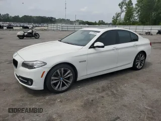 2016 BMW 5 Series 528i z VIN WBA5A5C51GG348864, wystawiony jako Copart lot #54120945 z przebiegiem 110 479 mil mil oraz Szkoda całkowita • Salvage title. Historia ofert i sprzedaży dostępna na DreamBid. Obrazek 1.