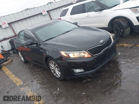 2015 Kia Optima EX with VIN 5XXGN4A73FG413993, listed as a IAAI auction lot 41536587 with 195,670 mi miles. Bid and sale history available at carsss.com. Image 1.