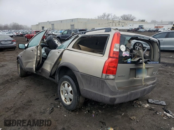 2001 Volvo V70 with VIN YV1SZ58D111012327, listed as a Copart auction lot 49715295 with 0 mi miles and Salvage Title. Bid and sale history available at carsss.com. Image 2.