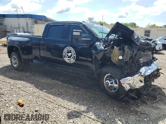 2021 Chevrolet Silverado 3500HD LT with VIN 1GC4YTEY0MF230103, listed as a Copart auction lot 67789104 with 56,269 mi miles and Salvage Title. Bid and sale history available at carsss.com. Image 4.