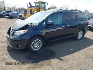 2017 Toyota Sienna XLE Auto Access Seat with VIN 5TDYZ3DC6HS899826, listed as a IAAI auction lot 42093541 with 95,931 mi miles and . Bid and sale history available at DreamBid. Image 16.