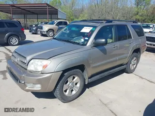 2004 Toyota 4Runner SR5 with VIN JTEZU14R540023561, listed as a IAAI auction lot 41862986 with 272,305 mi miles. Bid and sale history available at carsss.com. Image 2.