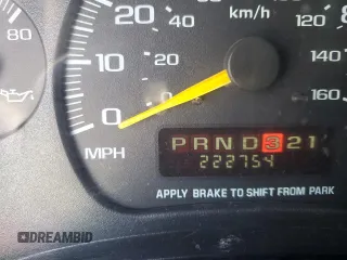 2000 GMC Safari Cargo with VIN 1GTDM19W1YB522932, listed as a Copart auction lot 78390054 with 222,754 mi miles and Salvage Title. Bid and sale history available at carsss.com. Image 9.