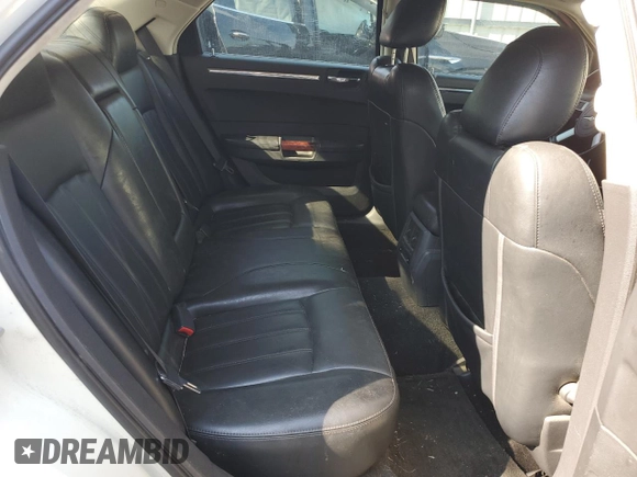 2009 Chrysler 300 с VIN 2C3LK63T89H513431, выставлен на аукционе Copart как лот 44543625 с пробегом 147 605 миль миль и Списание • Salvage title. История ставок и продаж доступна на DreamBid. Изображение 10.