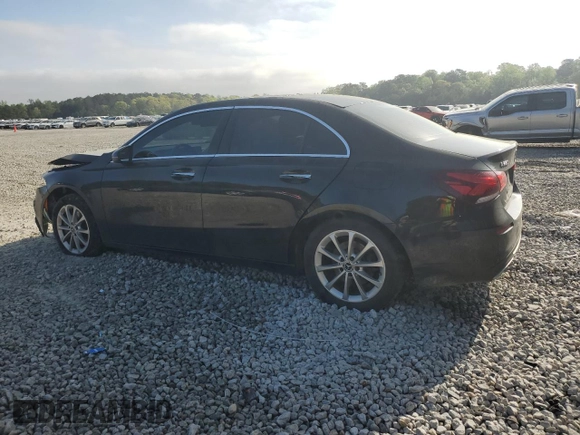 2019 Mercedes-Benz A 220 z VIN WDD3G4FB9KW002196, wystawiony jako Copart lot #51649885 z przebiegiem 119 252 mil mil oraz Szkoda całkowita • Salvage title. Historia ofert i sprzedaży dostępna na DreamBid. Obrazek 2.