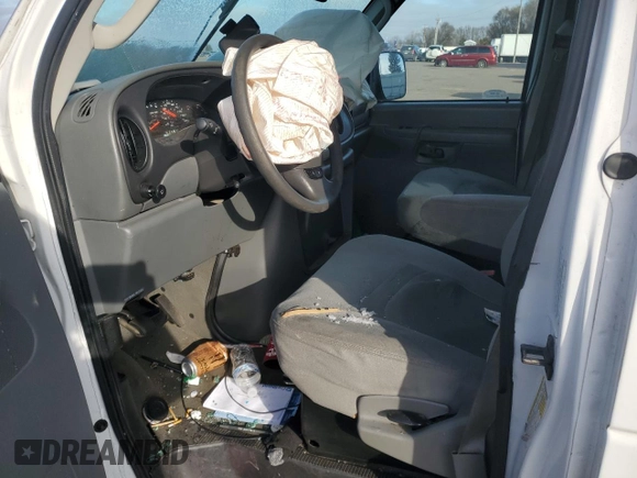 2007 Ford Econoline Passenger XL with VIN 1FBNE31L47DA42681, listed as a Copart auction lot 82018844 with Not Provided miles and Salvage Title. Bid and sale history available at carsss.com. Image 7.