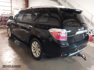 2009 Toyota Highlander Hybrid Limited with VIN JTEEW44A192035643, listed as a IAAI auction lot 41330015 with 200,839 mi miles. Bid and sale history available at carsss.com. Image 3.