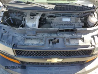 2018 Chevrolet Express Cargo with VIN 1GCWGAFP3J1318769, listed as a Copart auction lot 50991335 with 147,260 mi miles and Clean title. Bid and sale history available at DreamBid. Image 11.