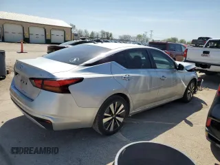 2022 Nissan Altima SV z VIN 1N4BL4DV1NN308341, wystawiony jako Copart lot #54183605 z przebiegiem 67 310 mil mil oraz Szkoda całkowita • Salvage title. Historia ofert i sprzedaży dostępna na DreamBid. Obrazek 3.
