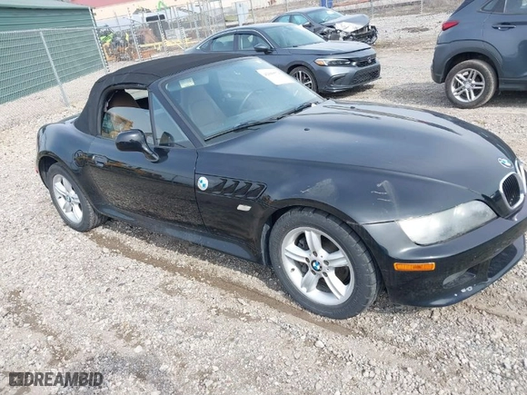 2000 BMW Z3 2.5L with VIN 4USCH934XYLF83791, listed as a IAAI auction lot 42008574 with 0 mi miles. Bid and sale history available at carsss.com. Image 1.