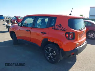 2017 Jeep Renegade Sport z VIN ZACCJBAH9HPG07336, wystawiony jako IAAI lot #42219901 z przebiegiem 118 696 mil mil oraz . Historia ofert i sprzedaży dostępna na DreamBid. Obrazek 3.